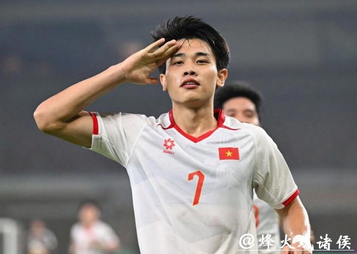 越南核心赛前挑衅:要进你们3球 U23国足队长3-0后回击:你说话啊 越南核心赛前挑衅:要进你们3球 U23国足队长3-0后回击:你说话啊