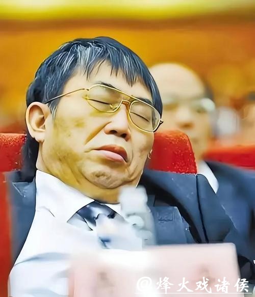 “爱围棋,爱打牌,爱火锅,爱四川” 四川棋界代表追忆聂卫平 “爱围棋,爱打牌,爱火锅,爱四川” 四川棋界代表追忆聂卫平