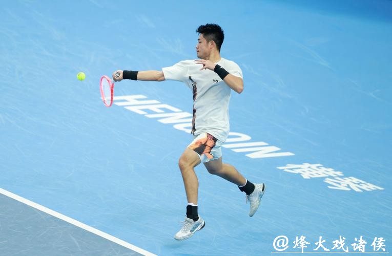 吴易昺出战香港网球公开赛 期待新赛季“开门红” 吴易昺出战香港网球公开赛 期待新赛季“开门红”